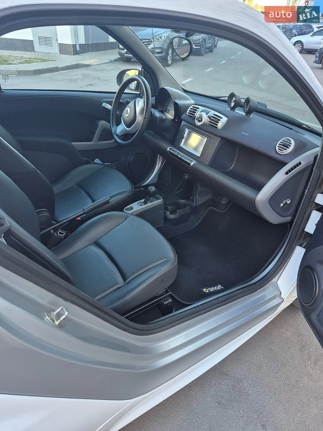 2014 Smart Fortwo - мініатюра 15