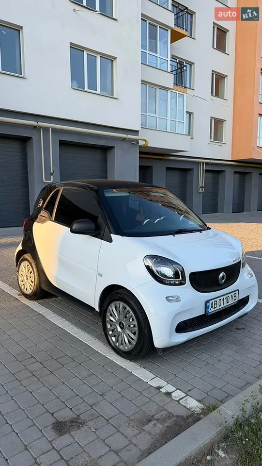 2017 Smart Fortwo - мініатюра 22