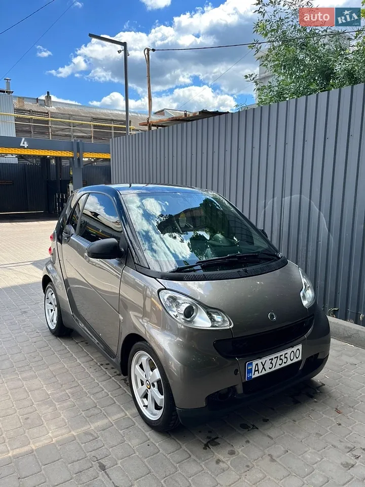2010 Smart Fortwo - мініатюра 8