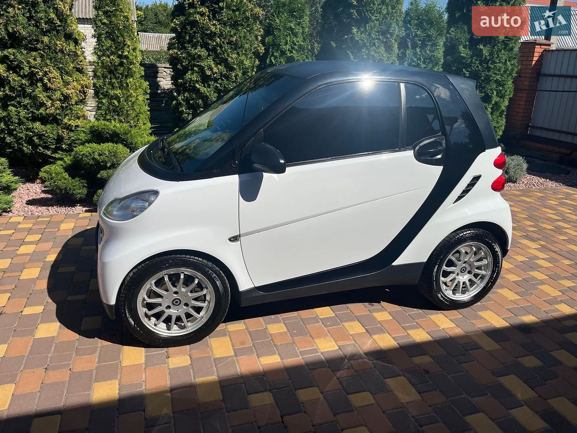 2011 Smart Fortwo - мініатюра 2