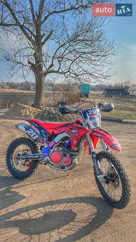 SokMoto CRF 450 2021