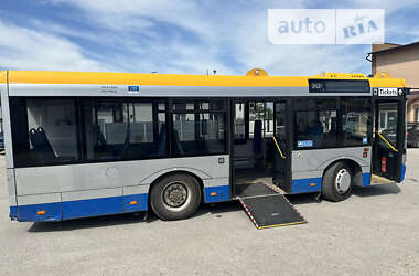 Міський автобус Solaris Alpino 2009 в Луцьку