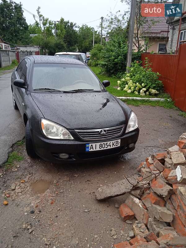 Седан SouEast Lioncel 2007 в 