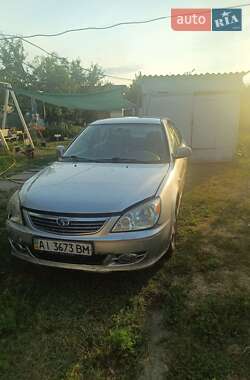 Седан SouEast Lioncel 2008 в Березані