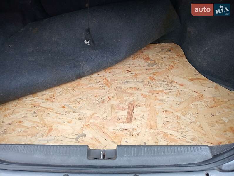 Седан SouEast Lioncel 2007 в Кропивницькому