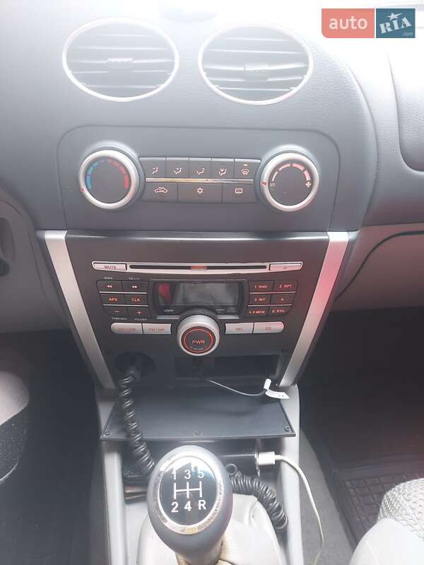 Седан SouEast V3 2010 в Киеве