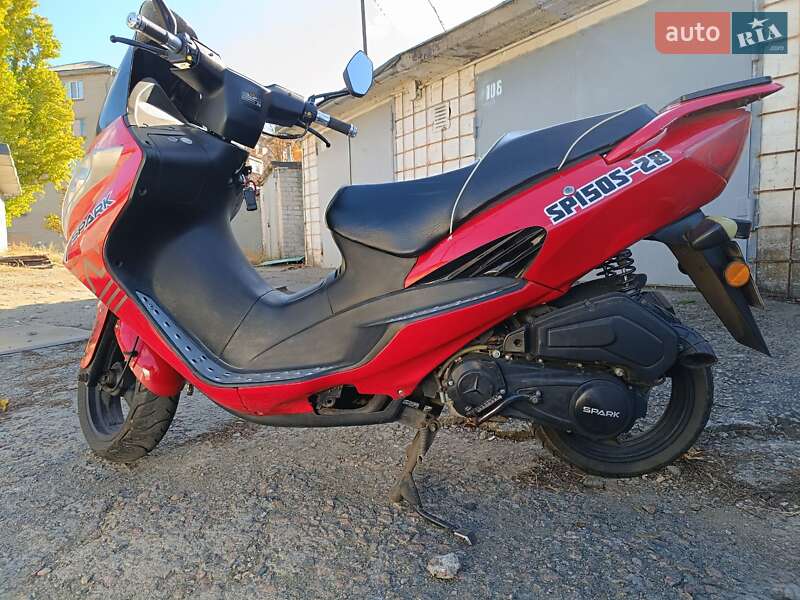 Максі-скутер Spark SP 150-S28 2017 в Нікополі фото Максі-скутер Spark SP 150-S28 2017 в Нікополі