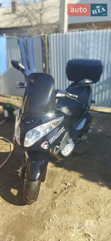 Макси-скутер Spark SP 150-S28 2021 в Нововолынске фото 2 Макси-скутер Spark SP 150-S28 2021 в Нововолынске