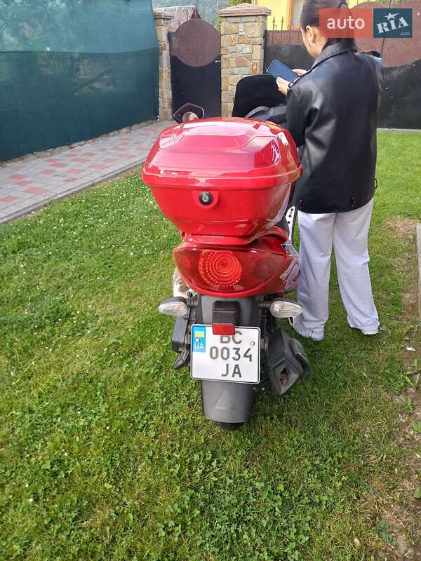 Мопеди Spark SP 150-S28 2000 в Львові