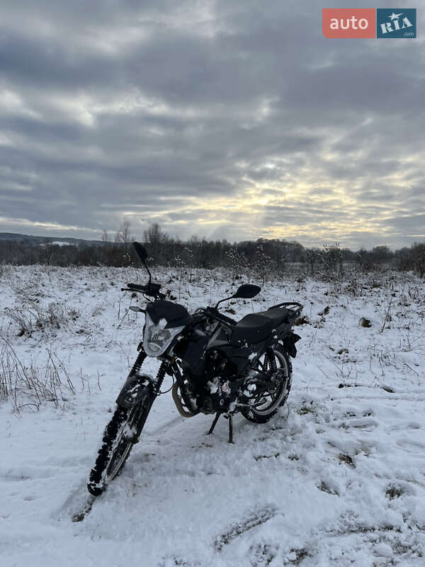 Мотоцикл Классік Spark SP 150R-15 2024 в Івано-Франківську