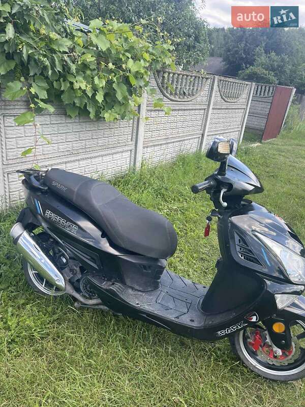 Скутер Spark SP 150S-17R 2019 в Рава-Русской