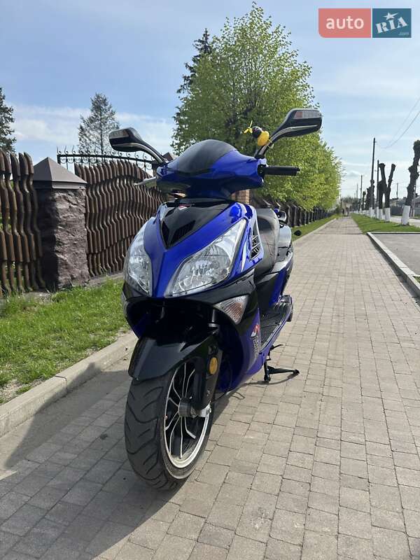 Скутер Spark SP 150S-17R 2020 в 