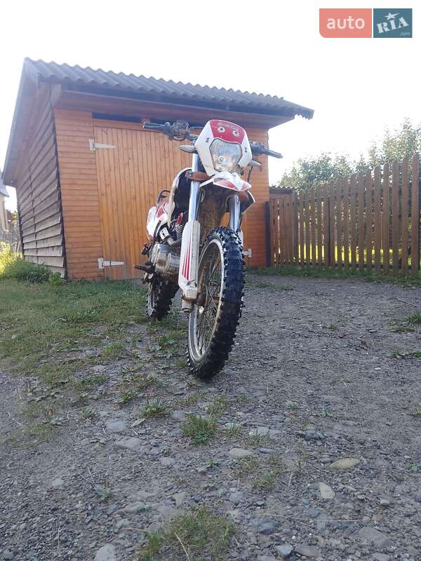 Мотоцикл Кросс Spark SP 200 2020 в Буковеле