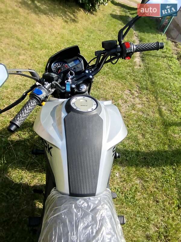 Мотоцикл Спорт-туризм Spark SP 200 2024 в Рожище
