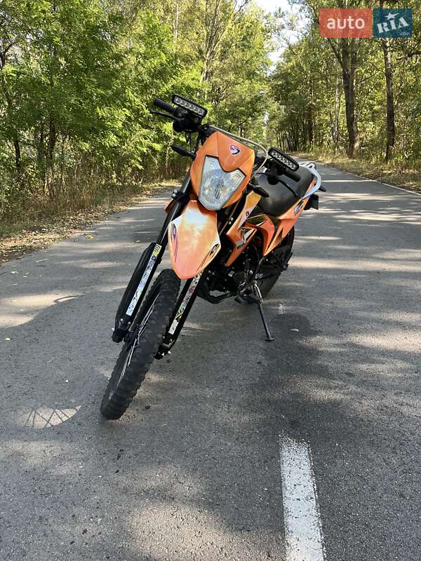Мотоцикл Внедорожный (Enduro) Spark SP 200D-26 2017 в 