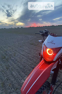 Мотоцикл Кросс Spark SP 200D-5B 2022 в Белзе