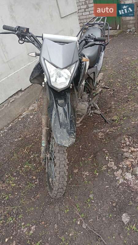 Мотоцикл Внедорожный (Enduro) Spark SP 200D-5B 2024 в Днепре фото 5 Мотоцикл Внедорожный (Enduro) Spark SP 200D-5B 2024 в Днепре