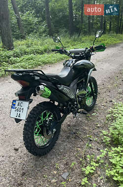Мотоцикл Позашляховий (Enduro) Spark SP 200D-5B 2023 в 
