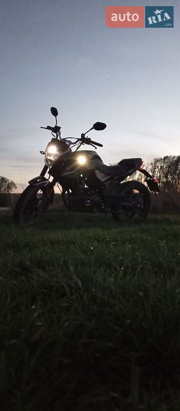 Мотоцикл Классік Spark SP 200R-30 2023 в Чернівцях