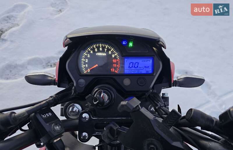 Скремблер Spark SP 200R-32 2023 в Клевані