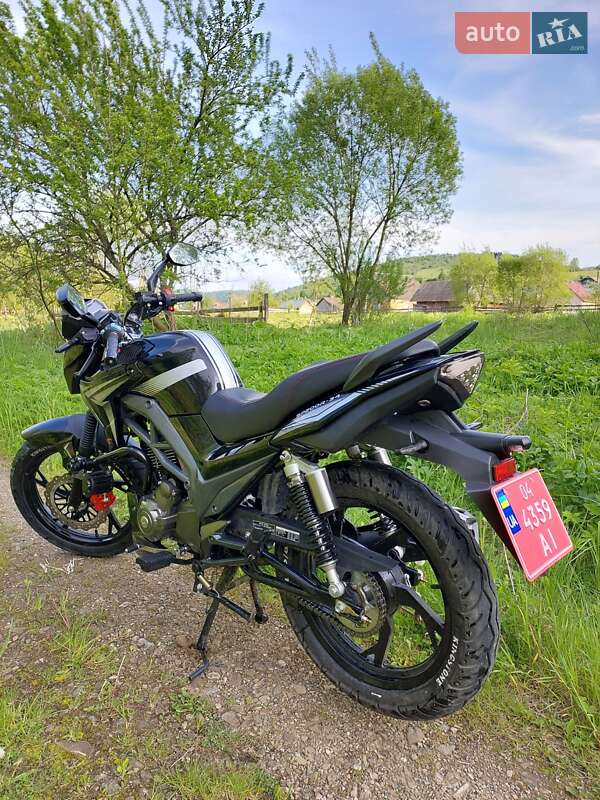 Мотоцикл Классік Spark SP 200R-34 2024 в Старому Самборі