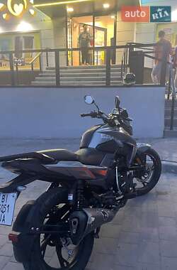 Мотоцикл Спорт-туризм Spark SP 250R-32 2023 в 