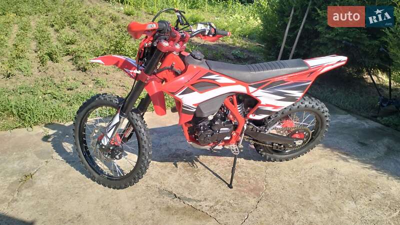 Мотоцикл Позашляховий (Enduro) Spark SP 300P-1 2023 в 
