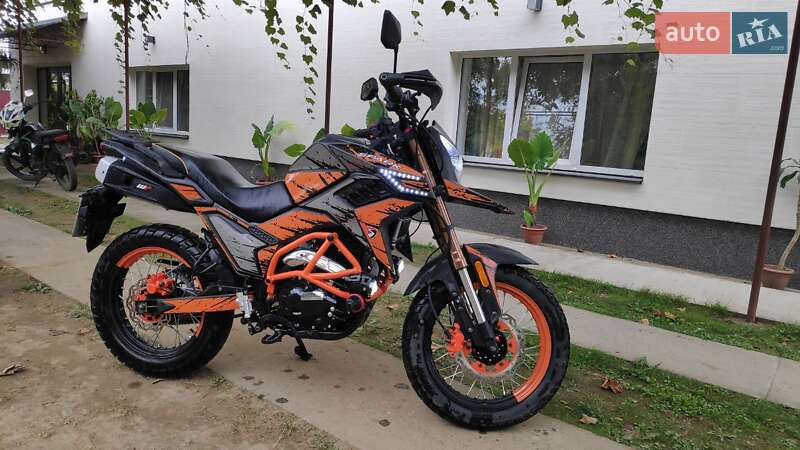 Мотоцикл Круизер Spark SP 300T-1 2023 в Виноградове фото 4 Мотоцикл Круизер Spark SP 300T-1 2023 в Виноградове