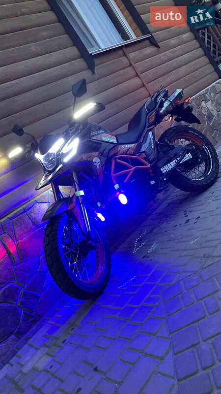 Мотоцикл Классик Spark SP 300T-1 2025 в Бершади