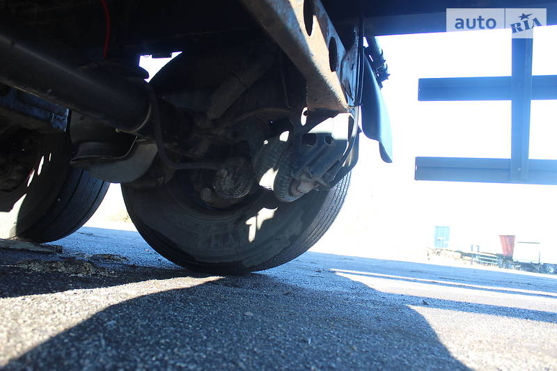 Изотермическая будка Spier AGL 2002 в Хусте