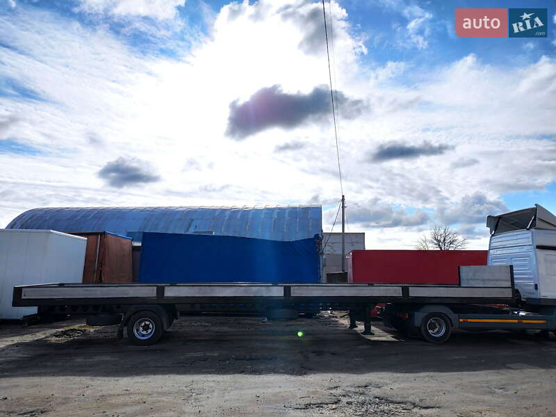 Бортовий напівпричіп Spier SGL 2011 в Олександрії