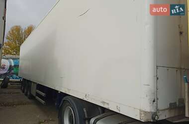 Изотермическая будка Spier SGL 1997 в 