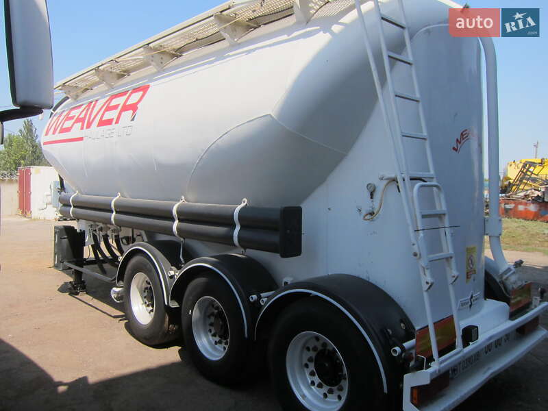 Цистерна полуприцеп Spitzer SF 2003 в Виннице