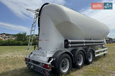 Цементовоз Spitzer SF 2004 в 