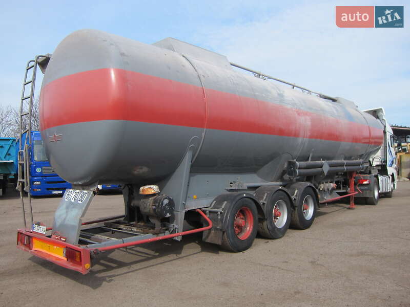 Цистерна полуприцеп Spitzer Silos 1993 в Виннице