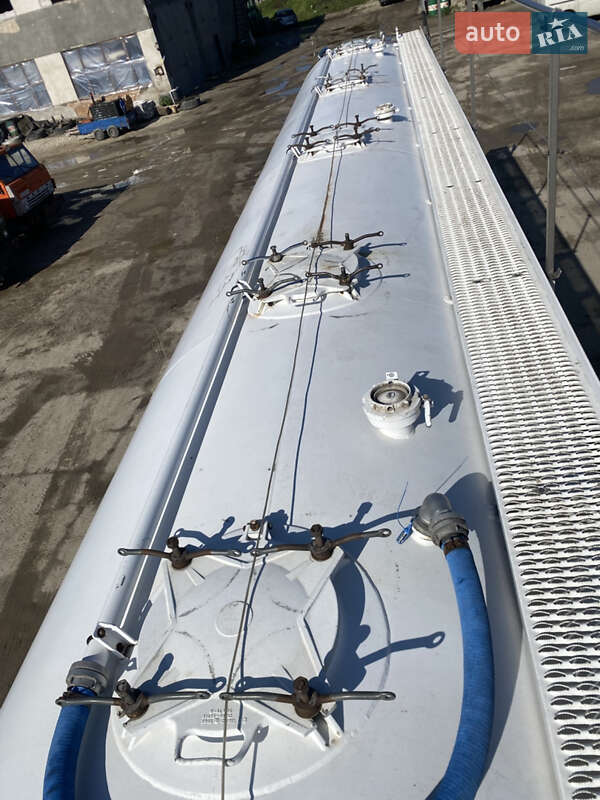 Зерновоз - прицеп Spitzer Silos 2003 в Тернополе