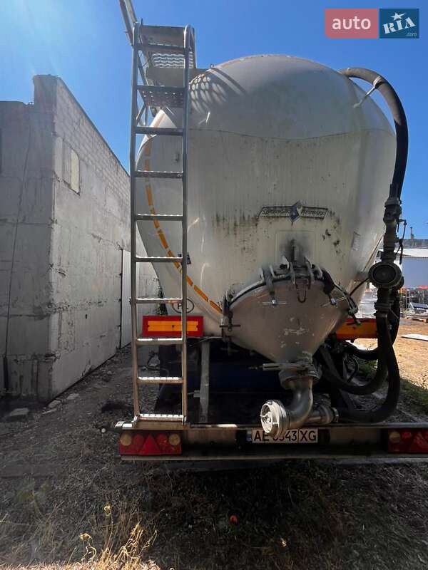 Цистерна полуприцеп Spitzer Sk 1999 в Кривом Роге фото 4 Цистерна полуприцеп Spitzer Sk 1999 в Кривом Роге