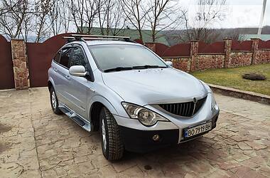 Позашляховик / Кросовер SsangYong Actyon 2009 в 