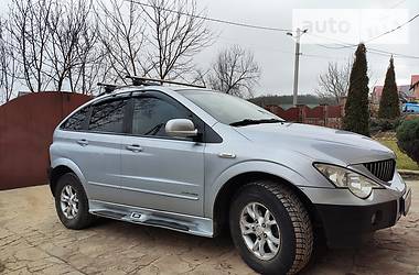 Позашляховик / Кросовер SsangYong Actyon 2009 в 