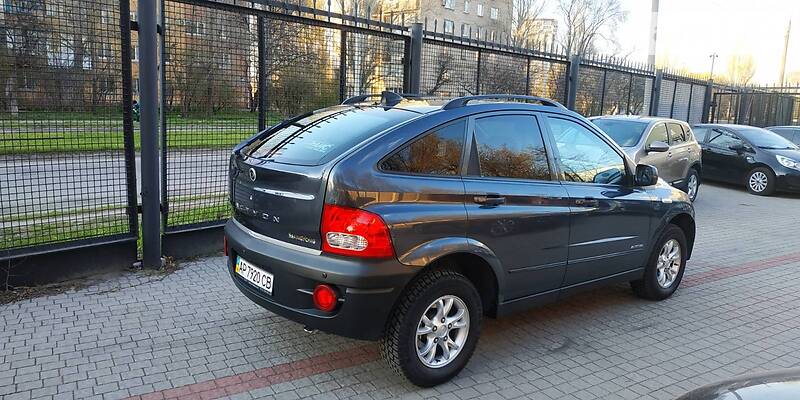 Позашляховик / Кросовер SsangYong Actyon 2011 в Запоріжжі