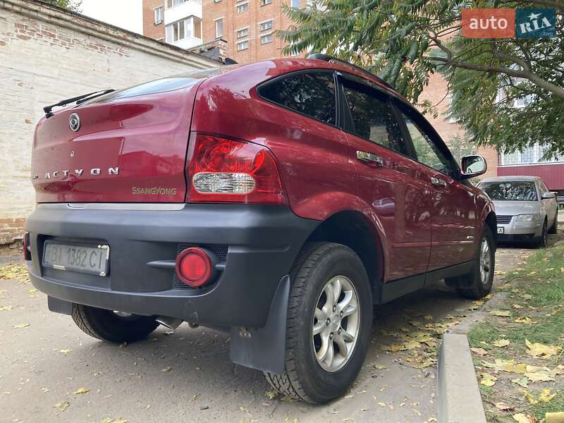 Внедорожник / Кроссовер SsangYong Actyon 2010 в Полтаве
