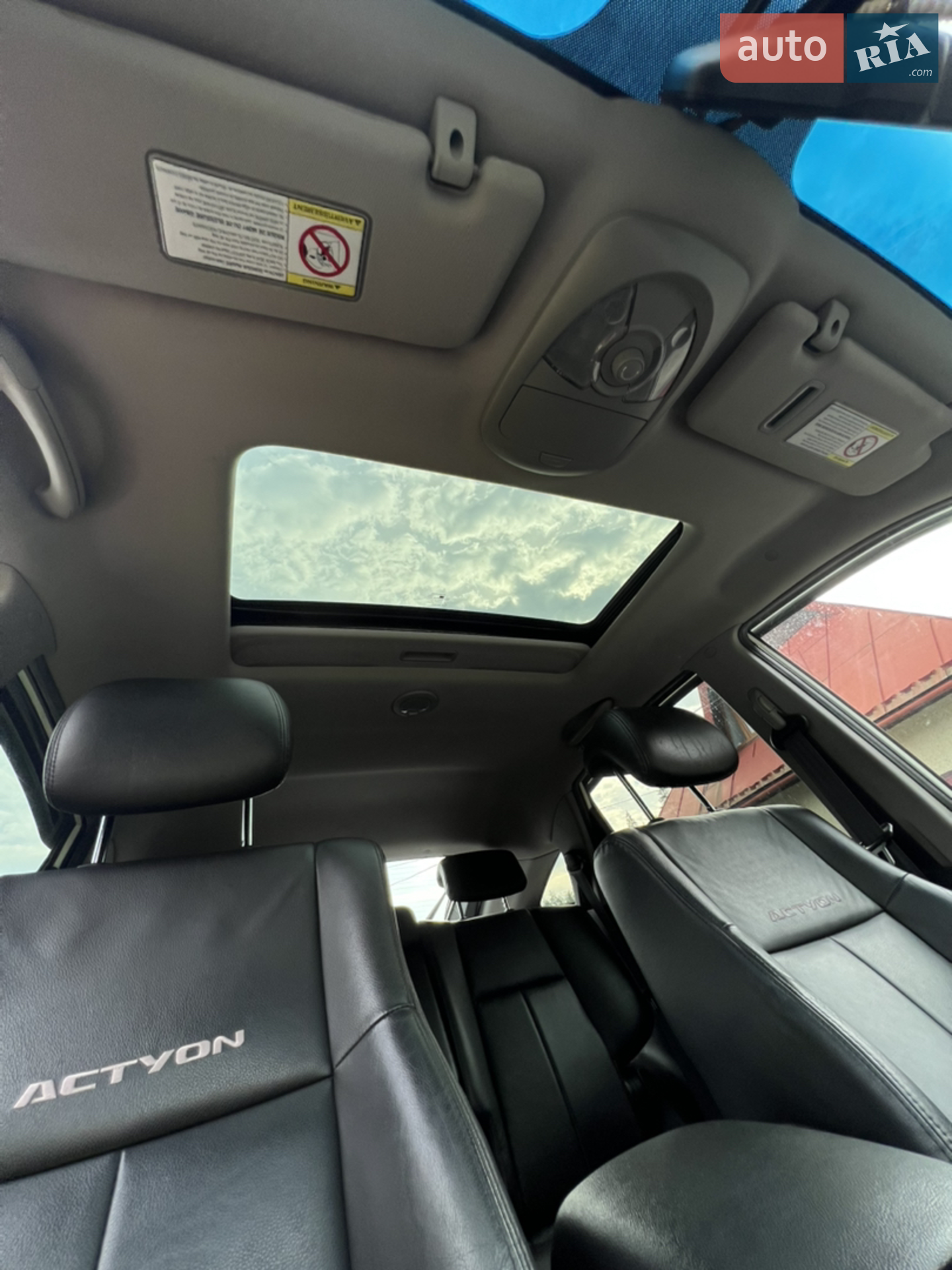 2012 SsangYong Actyon - мініатюра 21