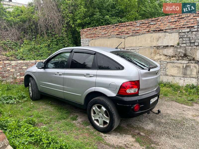Внедорожник / Кроссовер SsangYong Actyon 2009 в Днепре