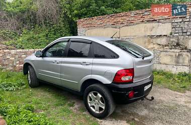 Позашляховик / Кросовер SsangYong Actyon 2009 в 