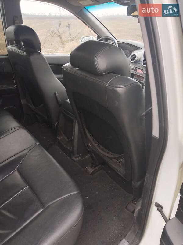 Позашляховик / Кросовер SsangYong Actyon 2011 в Умані фото 26 Позашляховик / Кросовер SsangYong Actyon 2011 в Умані