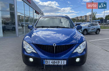 Позашляховик / Кросовер SsangYong Actyon 2010 в 