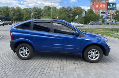 Позашляховик / Кросовер SsangYong Actyon 2010 в 