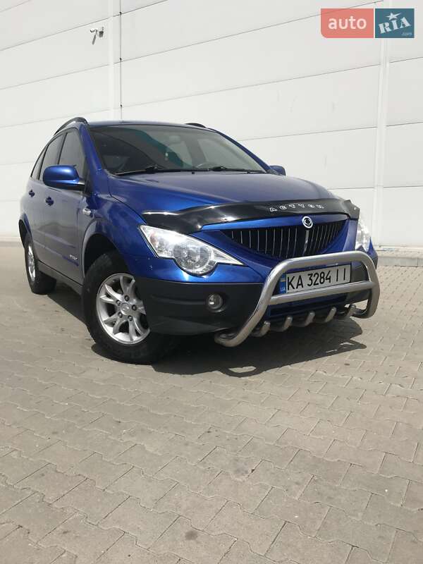 Позашляховик / Кросовер SsangYong Actyon 2008 в 
