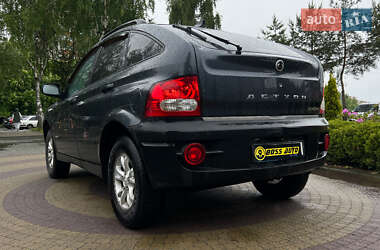 Внедорожник / Кроссовер SsangYong Actyon 2010 в 