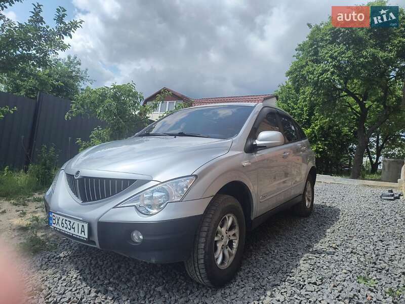 Внедорожник / Кроссовер SsangYong Actyon 2010 в 